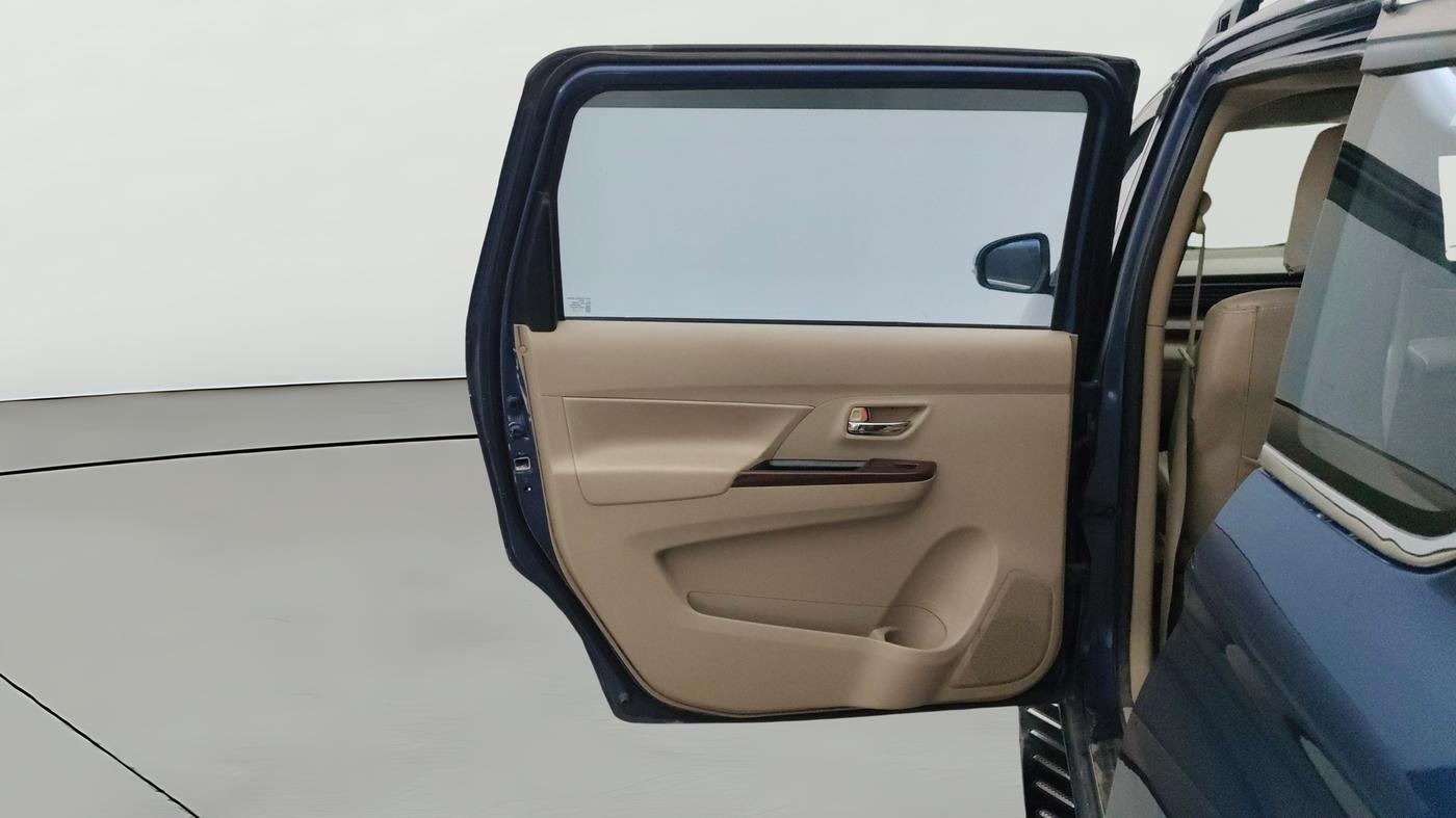 2021 Maruti Ertiga VXI CNG, CNG, Manual, 1,03,747 km, LHS Rear Door