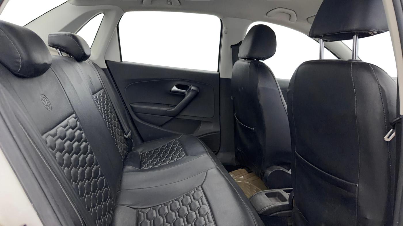 2019 Volkswagen Ameo COMFORTLINE 1.0L, Petrol, Manual, 1,17,574 km, Right Side Rear Door Cabin
