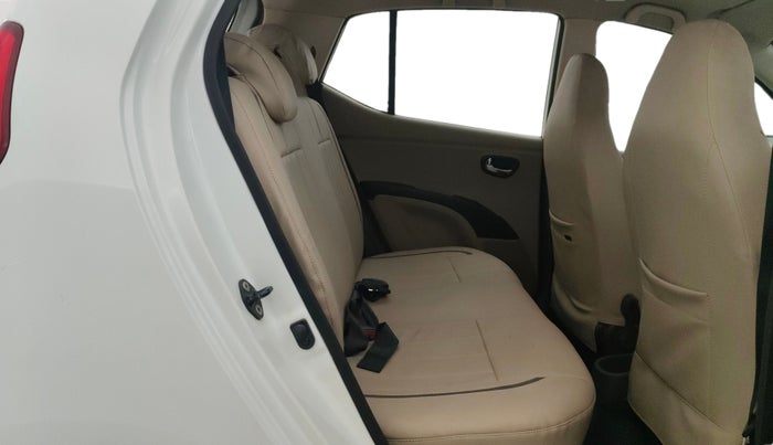 2013 Hyundai i10 SPORTZ 1.2, Petrol, Manual, 27,481 km, Right Side Rear Door Cabin