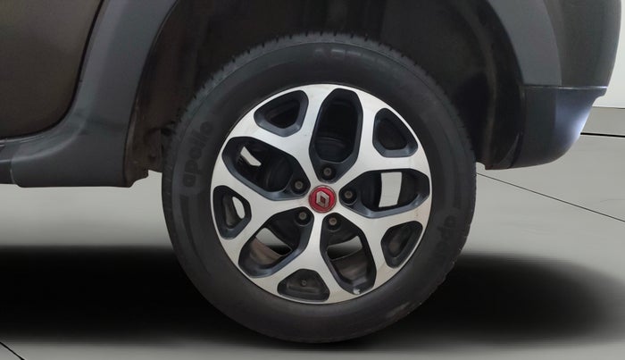 2021 Renault Duster RXS 1.3 TURBO PETROL MT, Petrol, Manual, 25,708 km, Left Rear Wheel