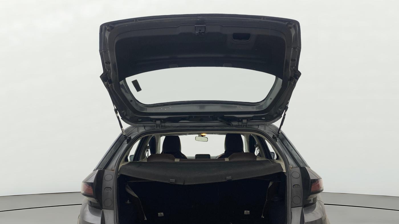 2021 Tata ALTROZ XM PLUS PETROL, Petrol, Manual, 80,526 km, Boot Door Open
