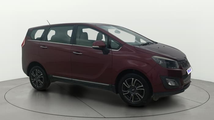 2018 Mahindra MARAZZO M8 7 STR, Diesel, Manual, 90,122 km, Right Front Diagonal