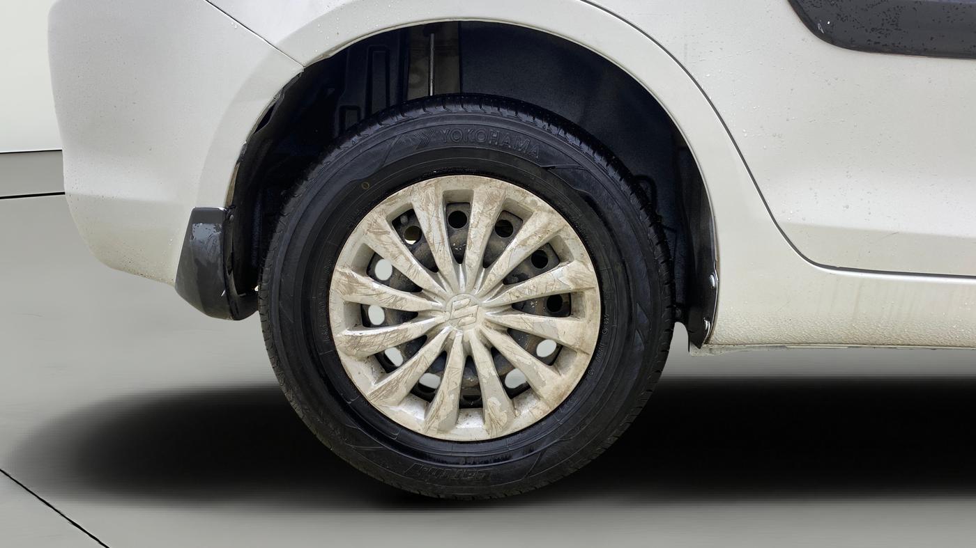 2016 Maruti Swift Dzire VXI, Petrol, Manual, 52,501 km, Right Rear Wheel