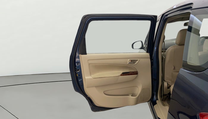 2015 Maruti Ertiga VXI CNG, CNG, Manual, 1,34,238 km, LHS Rear Door