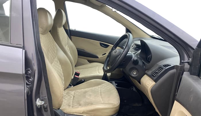 2018 Hyundai Eon MAGNA +, Petrol, Manual, 66,201 km, Right Side Front Door Cabin