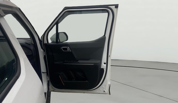 2025 KIA SYROS HTK (O) 1.5 Diesel 6MT, Diesel, Manual, 6,942 km, RHS Front Door