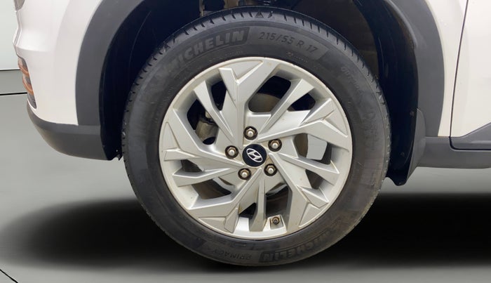 2023 Hyundai VENUE S 1.2, Petrol, Manual, 25,201 km, Left Front Wheel