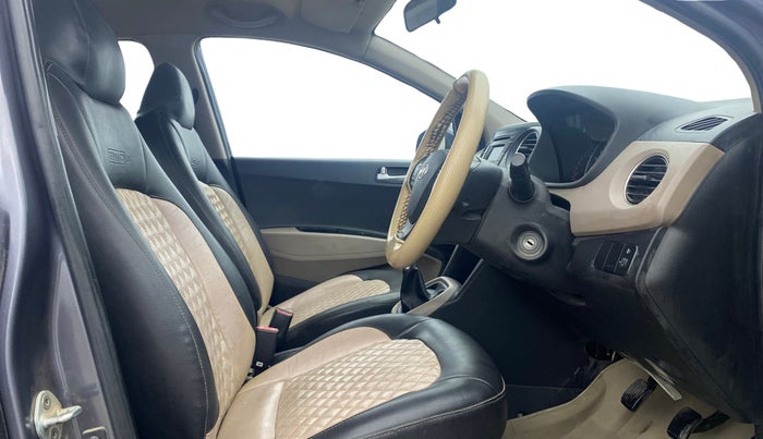 2016 Hyundai Grand i10 SPORTZ 1.2 KAPPA VTVT, Petrol, Manual, 52,136 km, Right Side Front Door Cabin