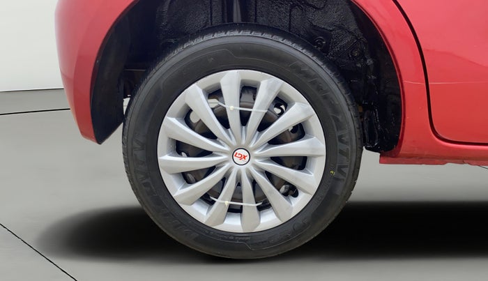 2012 Toyota Etios Liva GD, Diesel, Manual, 65,998 km, Right Rear Wheel