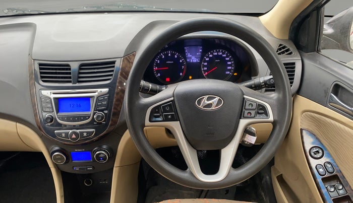 2013 Hyundai Verna FLUIDIC 1.6 VTVT EX, Petrol, Manual, 81,058 km, Steering Wheel Close Up