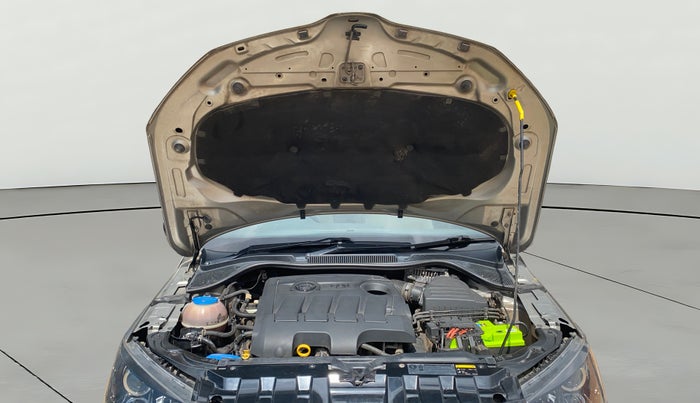 2017 Skoda Rapid STYLE 1.5 TDI AT, Diesel, Automatic, 83,221 km, Open Bonet