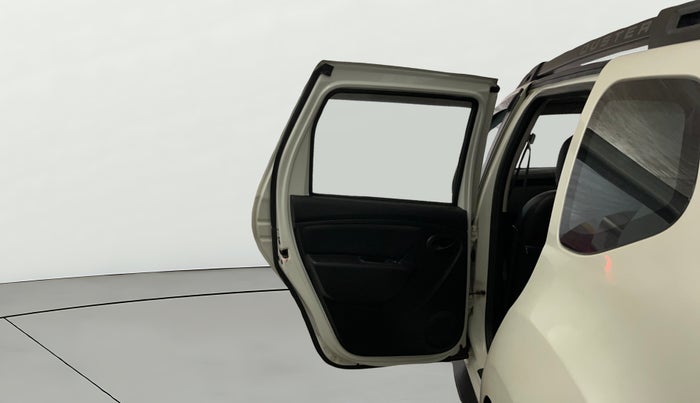 2021 Renault Duster RXS 1.5 PETROL MT, Petrol, Manual, 52,200 km, LHS Rear Door