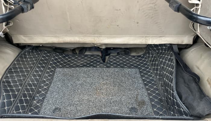 2018 Mahindra TUV300 T8, Diesel, Manual, 85,397 km, Boot Open Zoomed View