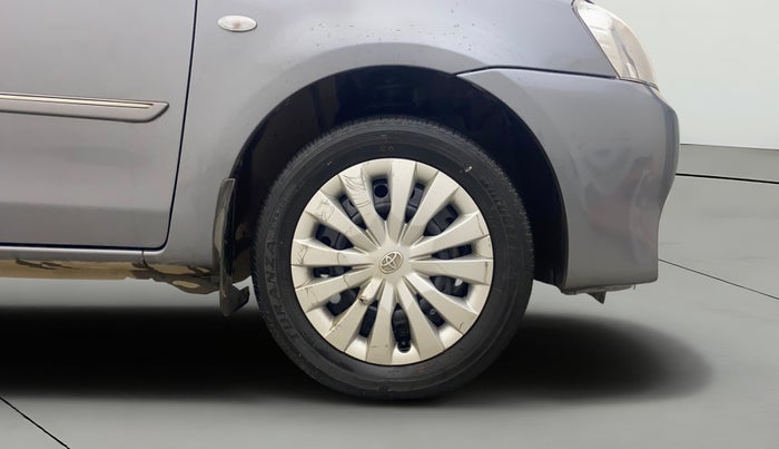 2013 Toyota Etios G, Petrol, Manual, 29,692 km, Right Front Wheel