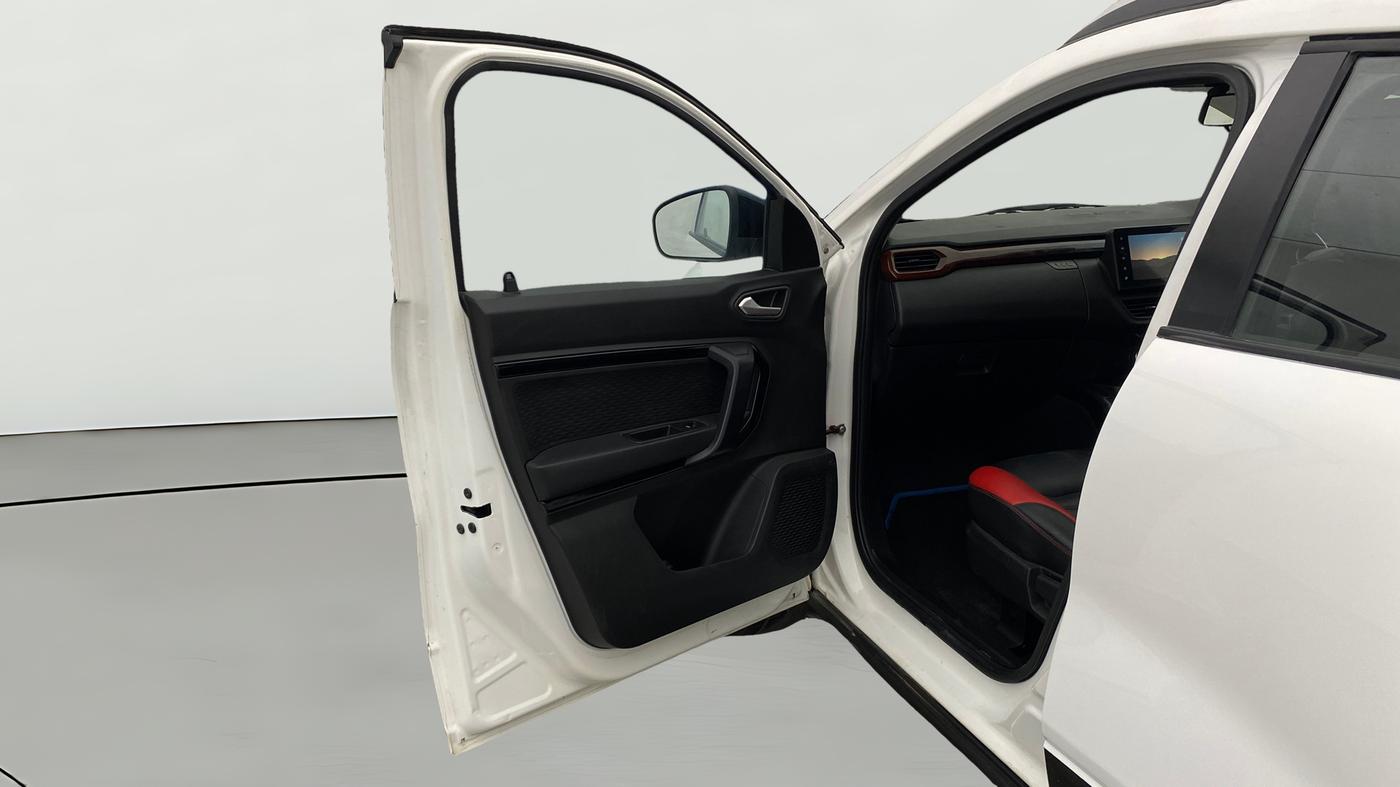 2022 Renault Kiger RXZ AMT, Petrol, Automatic, 35,449 km, LHS Front Door