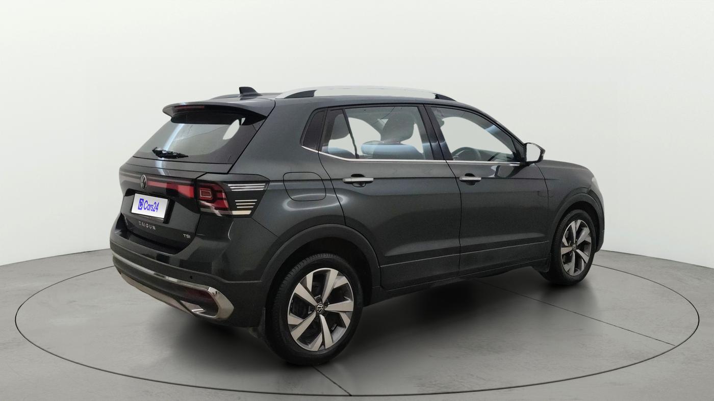 2023 Volkswagen TAIGUN TOPLINE 1.0 TSI AT, Petrol, Automatic, 33,166 km, Right Back Diagonal