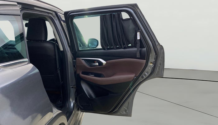 2022 Maruti Grand Vitara ALPHA SMART HYBRID, Petrol, Manual, 50,823 km, RHS Rear Door