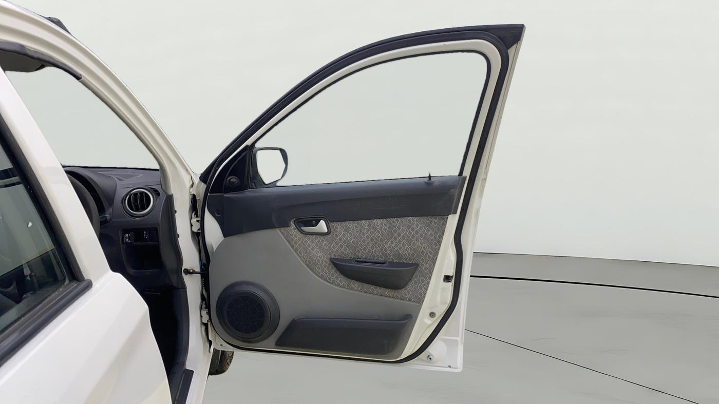 2018 Maruti Alto 800 VXI, CNG, Manual, 1,09,638 km, RHS Front Door