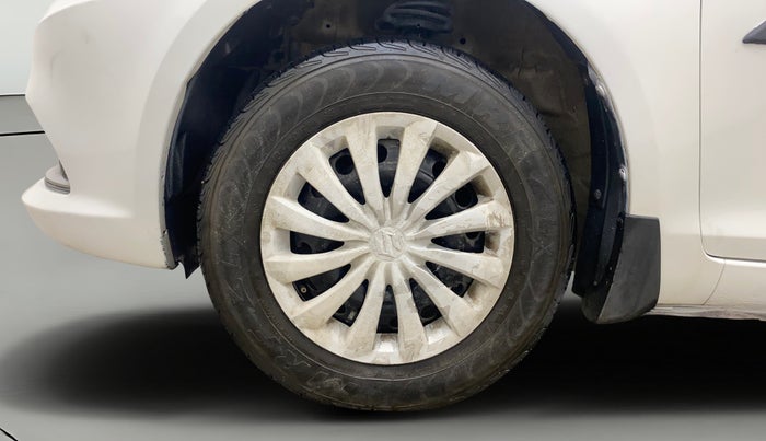 2015 Maruti Swift Dzire VXI, Petrol, Manual, 78,855 km, Left Front Wheel