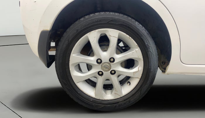 2014 Nissan Micra XV CVT, Petrol, Automatic, 1,02,505 km, Right Rear Wheel