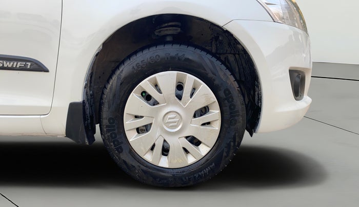 2013 Maruti Swift VXI, Petrol, Manual, 30,265 km, Right Front Wheel