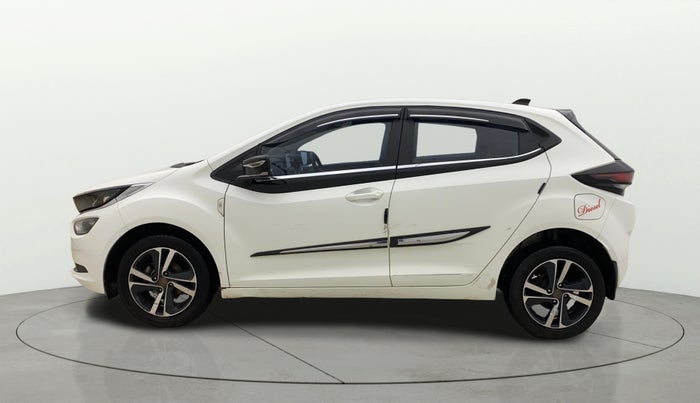 2023 Tata ALTROZ  XZ PLUS (S) , Diesel, Manual, 45,559 km, Left Side