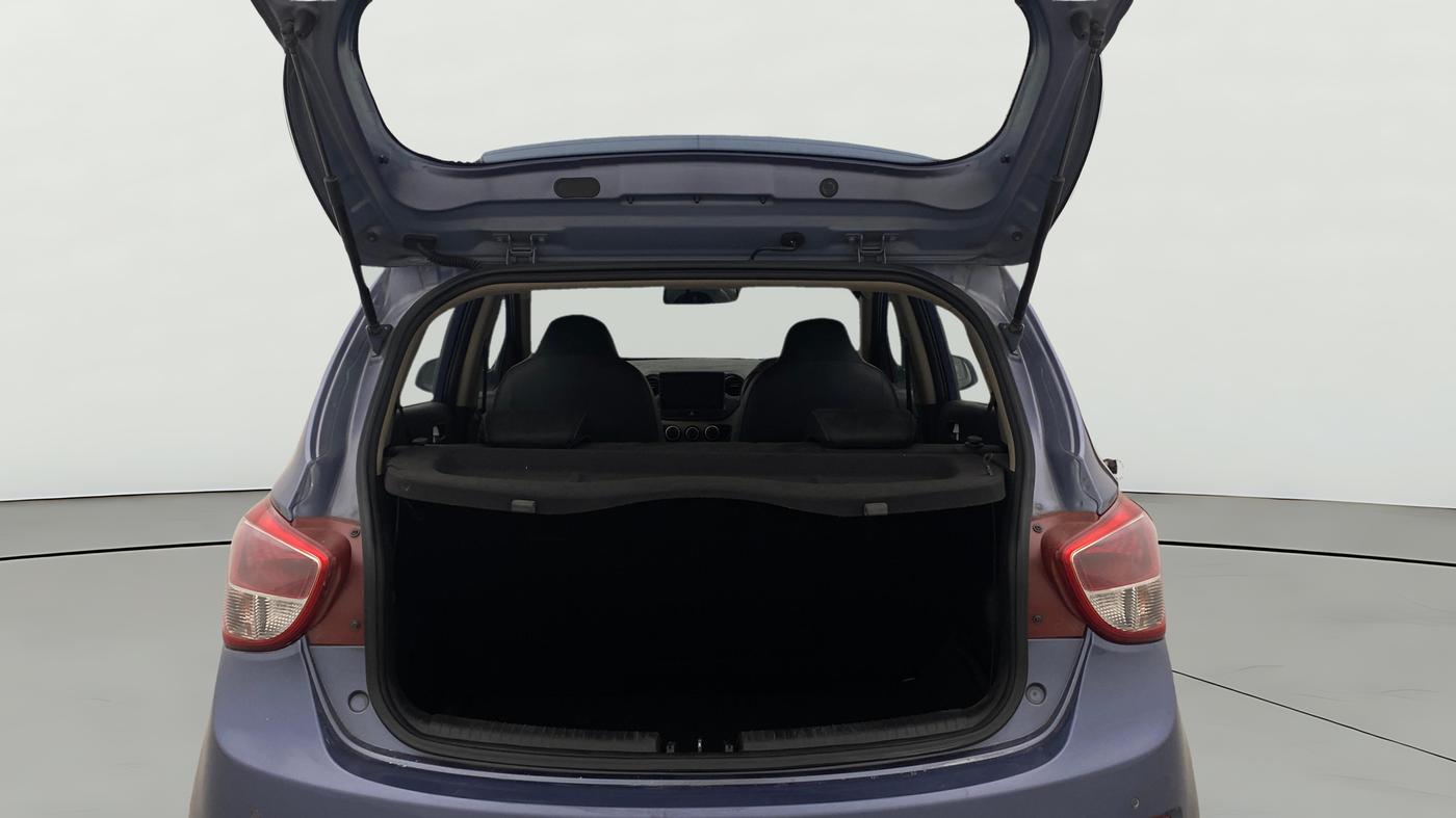 2016 Hyundai Grand i10 ASTA AT 1.2 KAPPA VTVT, Petrol, Automatic, 63,841 km, Boot Open Zoomed View