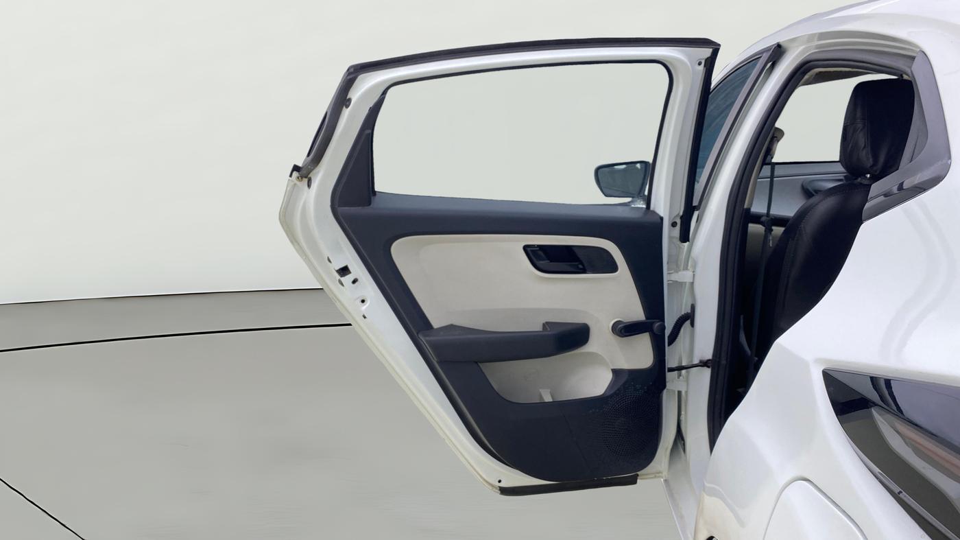 2021 Tata ALTROZ XE PETROL, Petrol, Manual, 71,901 km, LHS Rear Door