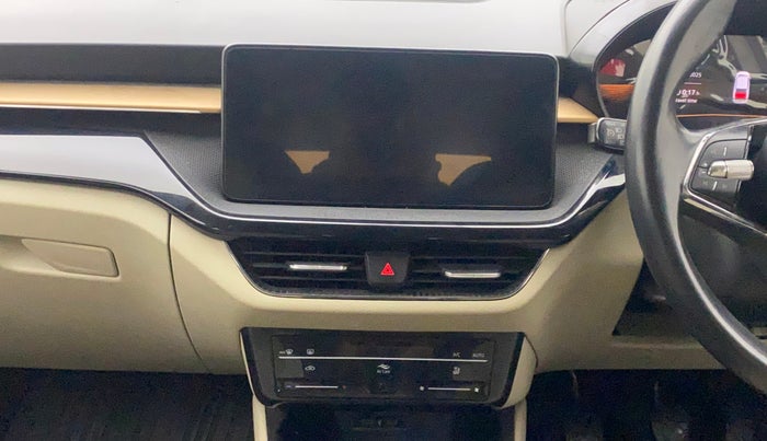 2022 Skoda SLAVIA STYLE 1.0L TSI MT, Petrol, Manual, 51,318 km, Air Conditioner