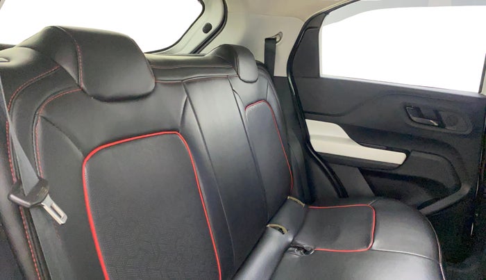 2021 Tata PUNCH ACCOMPLISHED MT, CNG, Manual, 42,828 km, Right Side Rear Door Cabin