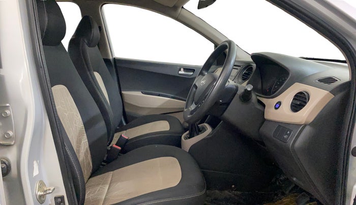 2013 Hyundai Grand i10 SPORTZ 1.2 KAPPA VTVT, Petrol, Manual, 37,401 km, Right Side Front Door Cabin