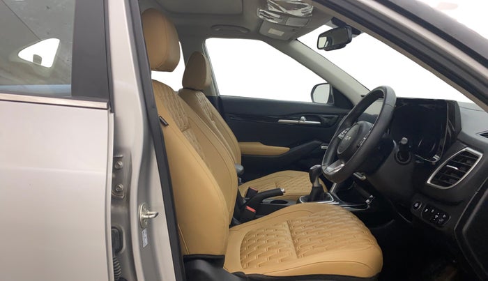 2023 KIA SELTOS HTX PLUS 1.5 DIESEL, Diesel, Manual, 15,183 km, Right Side Front Door Cabin