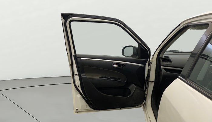 2016 Maruti Swift VXI, Petrol, Manual, 45,991 km, LHS Front Door