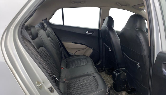 2016 Hyundai Grand i10 SPORTZ 1.2 KAPPA VTVT, Petrol, Manual, 85,455 km, Right Side Rear Door Cabin