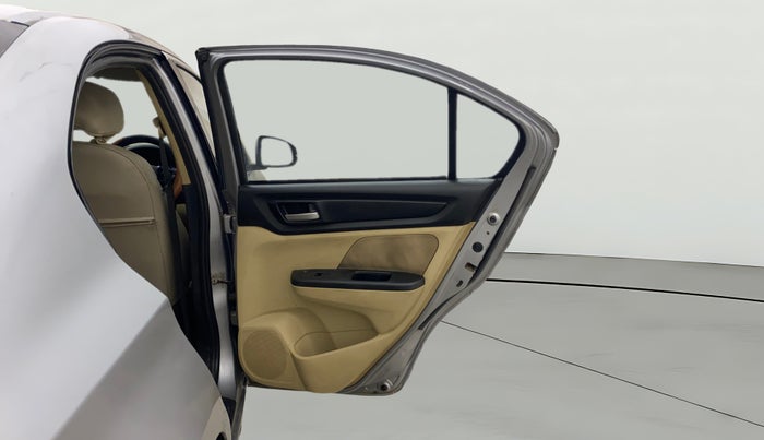 2018 Honda Amaze 1.5L I-DTEC V, Diesel, Manual, 1,31,503 km, RHS Rear Door