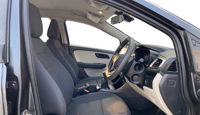 2021 Tata ALTROZ XT PETROL, Petrol, Manual, 55,138 km, Right Side Front Door Cabin