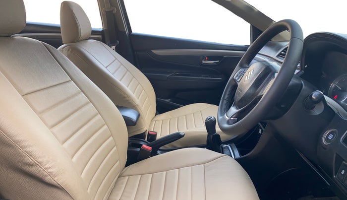 2017 Maruti Ciaz S DIESEL 1.3, Diesel, Manual, 96,404 km, Right Side Front Door Cabin