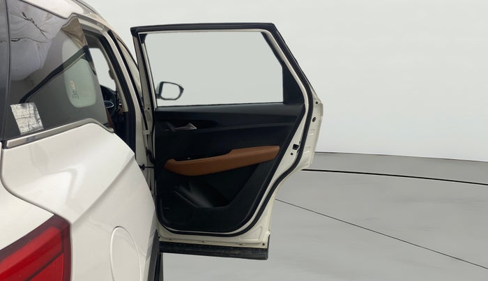 2020 MG HECTOR PLUS SHARP 1.5 PETROL TURBO DCT 6-STR, Petrol, Automatic, 66,402 km, RHS Rear Door