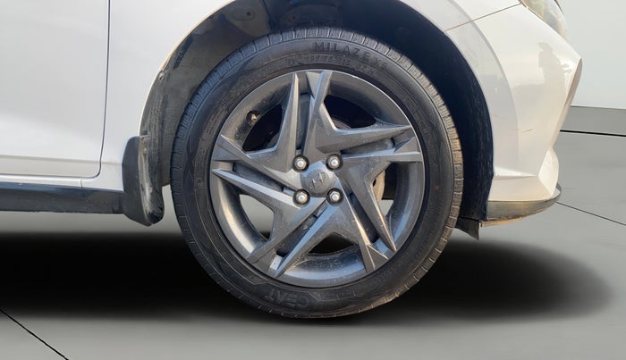 2023 Hyundai NEW I20 SPORTZ 1.2 MT, Petrol, Manual, 48,674 km, Right Front Wheel