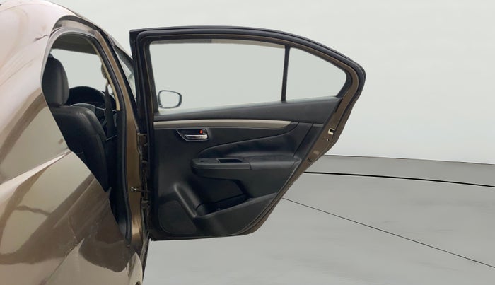 2015 Maruti Ciaz ZDI+ SHVS RS, Diesel, Manual, 96,967 km, RHS Rear Door