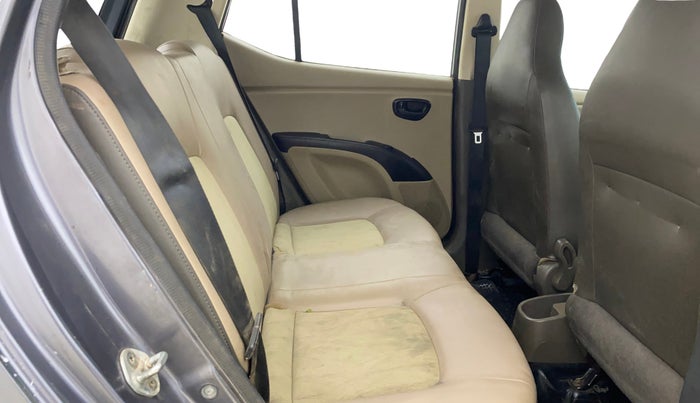 2016 Hyundai i10 MAGNA 1.1, Petrol, Manual, 83,170 km, Right Side Rear Door Cabin