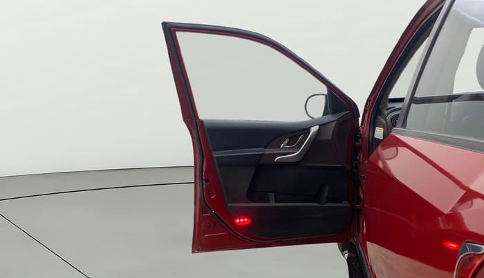 2014 Mahindra XUV500 W8, Diesel, Manual, 1,03,541 km, LHS Front Door