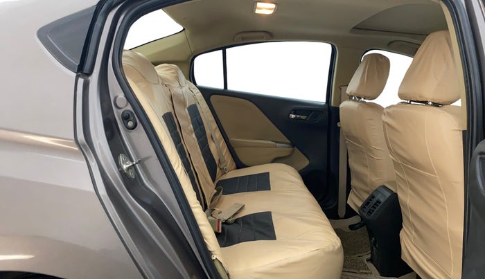 2016 Honda City 1.5L I-VTEC VX CVT, Petrol, Automatic, 55,983 km, Right Side Rear Door Cabin