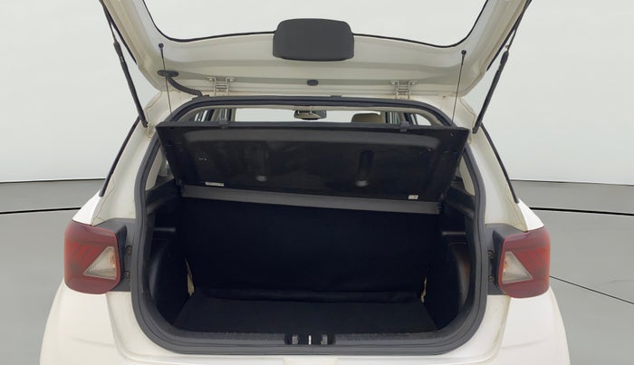 2021 Hyundai VENUE SX PLUS 1.0 TURBO DCT, Petrol, Automatic, 31,075 km, Boot Open Zoomed View