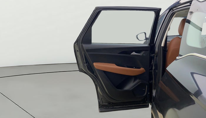 2022 MG HECTOR PLUS SHARP 1.5 PETROL TURBO CVT 6-STR, Petrol, Automatic, 36,197 km, LHS Rear Door