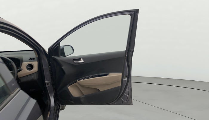 2018 Hyundai Grand i10 SPORTZ AT 1.2 KAPPA VTVT, Petrol, Automatic, 38,180 km, RHS Front Door