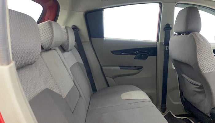 2016 Mahindra Kuv100 K6 PLUS D 5 STR, Diesel, Manual, 1,06,256 km, Right Side Rear Door Cabin