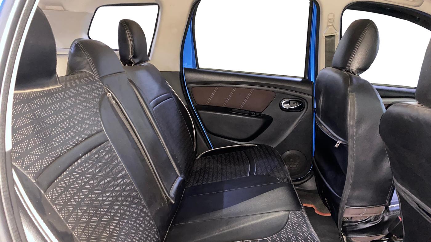 2019 Renault Duster 110 PS RXZ MT DIESEL, Diesel, Manual, 58,305 km, Right Side Rear Door Cabin