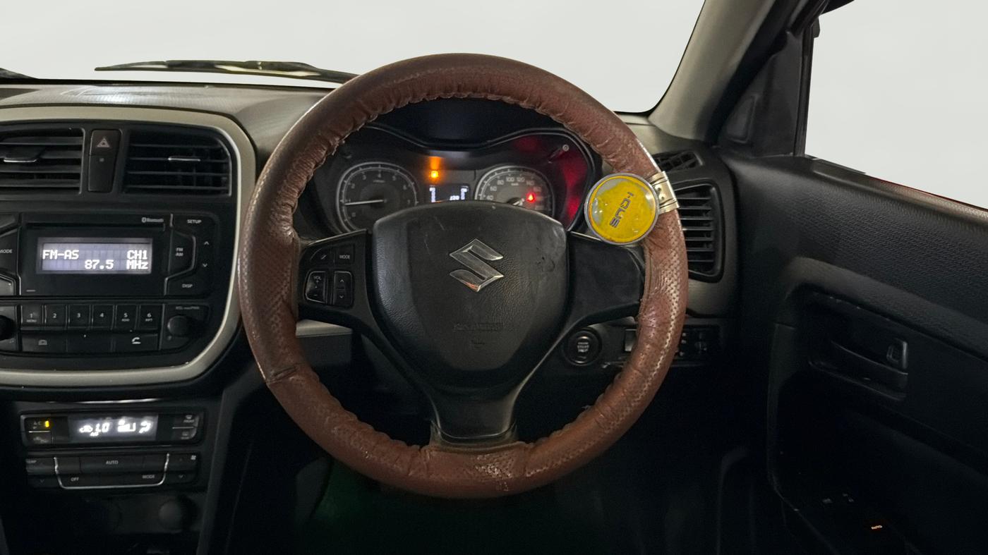 2021 Maruti Vitara Brezza VXI, Petrol, Manual, 1,13,698 km, Steering Wheel Close Up