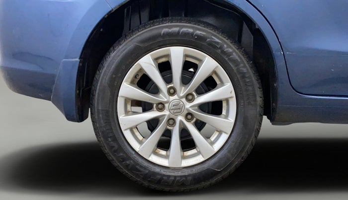 2014 Maruti Ertiga VXI Limited Edition, Petrol, Manual, 63,840 km, Right Rear Wheel